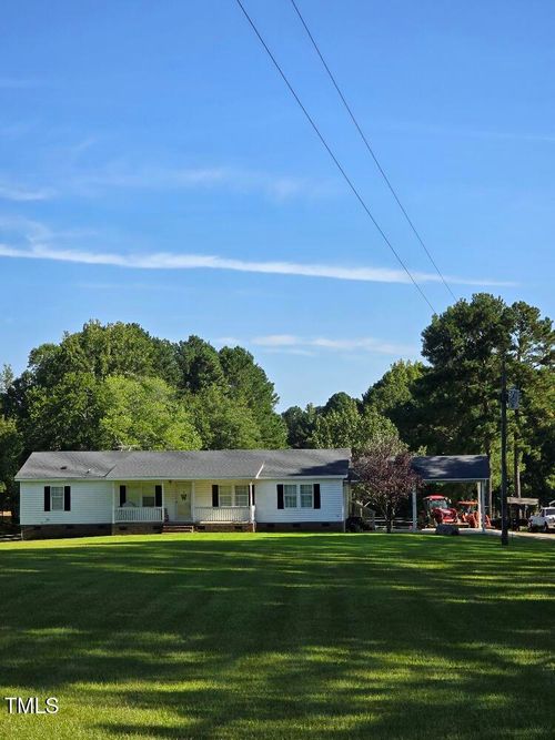 4562 Hight Rd, Oxford, NC, 27565-6985 | Card Image