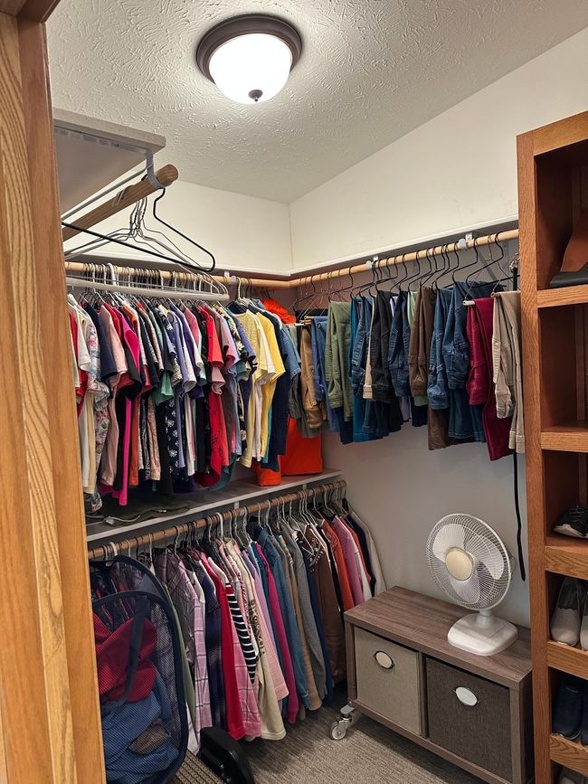 Primary walk in closet | Image 10
