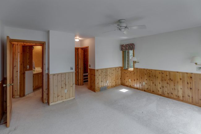 Primary bedroom suite. | Image 21