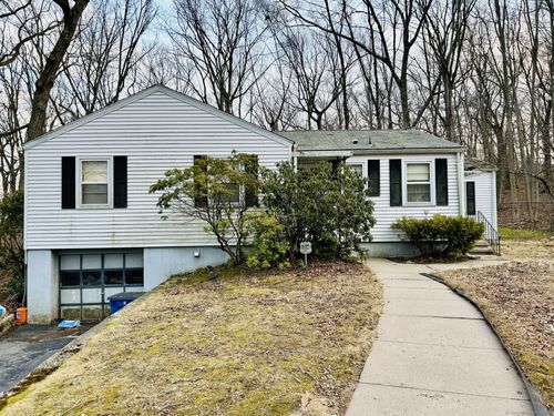 1 Long Hill Terrace, New Haven, CT, 06515 | Card Image