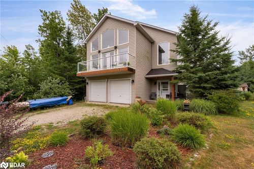 19 Constance Blvd, Wasaga Beach, ON, L9Z2Y5 | Card Image
