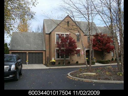 8736 Dunsinane Drive, Dublin, OH, 43017 | Card Image