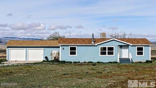 22215 Topaz Lake Ln, Lovelock, NV, 89419-6460 | Card Image