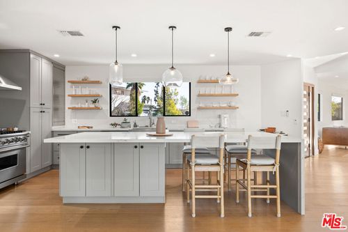 8547 Shoup Ave, West Hills, CA, 91307-3724 | Card Image