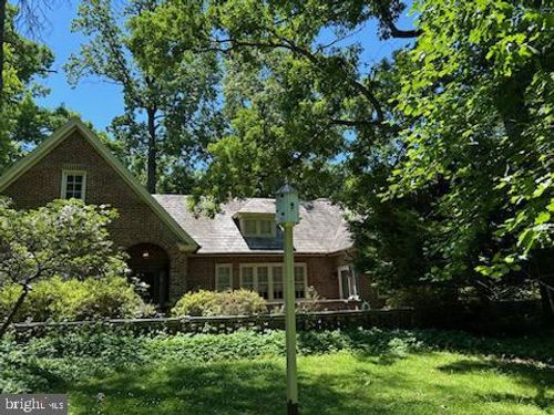 17 Woodland Dr, LANSDALE, PA, 19446-2826 | Card Image
