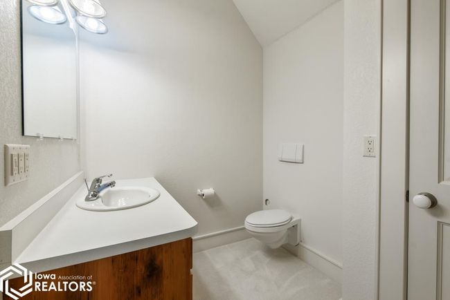 104 W North St, House other with 2 bedrooms, 2 bathrooms and null parking in Bloomfield IA | Image 15