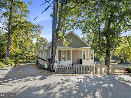 2085 Chapel Rd, MIDDLETOWN, VA, 22645-1854 | Card Image