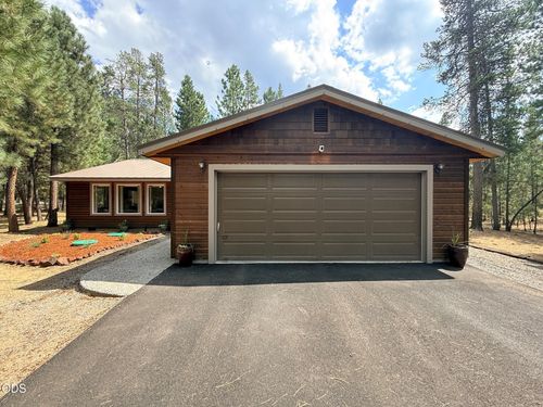 14217 Stillwater Ln, La Pine, OR, 97739-9460 | Card Image