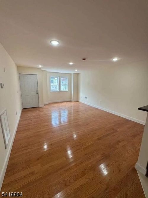 231 Rhode Island Ave, East Orange, NJ, 07018-2094 | Card Image