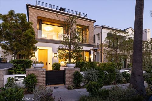 508 Goldenrod Ave, Corona del Mar, CA, 92625-2141 | Card Image