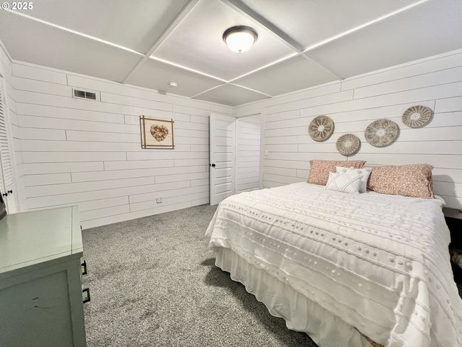 1082 E Highland Ave, House other with 5 bedrooms, 3 bathrooms and 2 parking in Hermiston OR | Image 37