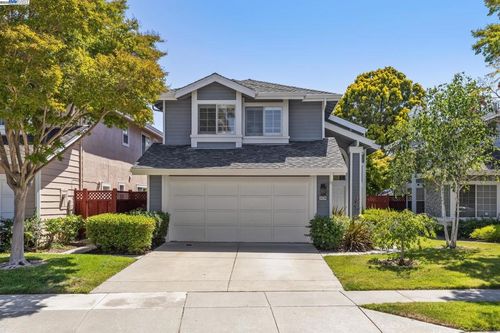 34294 Dunhill Dr, Fremont, CA, 94555-2934 | Card Image