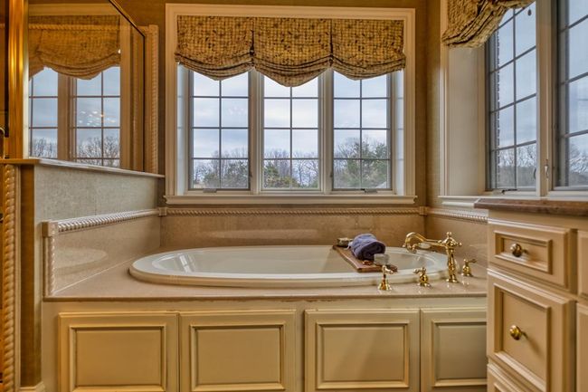 122 Fairway Acres Dr, Home with 7 bedrooms, 5 bathrooms and 3 parking in Dunmor KY | Image 45