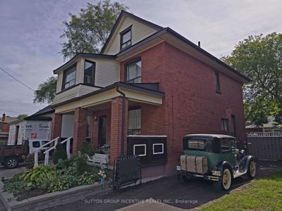 55 John St, House other with 5 bedrooms, 4 bathrooms and 4 parking in Barrie ON | Image 1