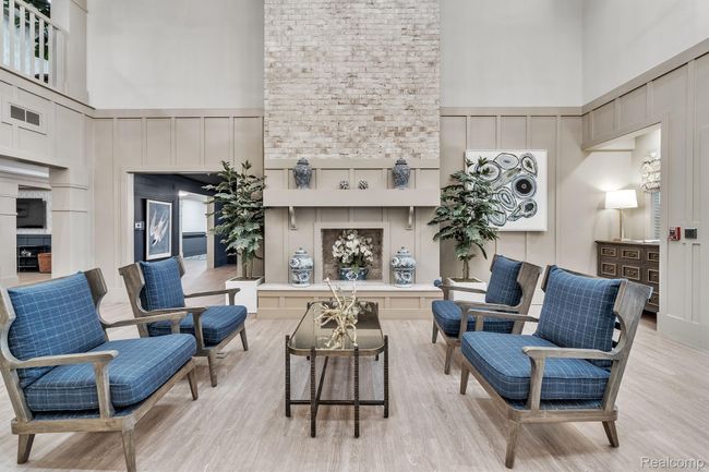 APT-201 - 1957 S Telegraph Rd, Condo with 2 bedrooms, 2 bathrooms and null parking in Bloomfield Hills MI | Image 19