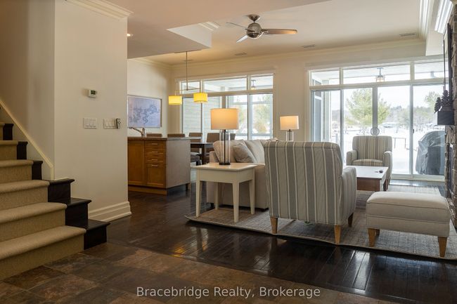 G102-C2 - 1869 Muskoka 118 Highway W, Condo with 3 bedrooms, 3 bathrooms and 2 parking in Muskoka Lakes ON | Image 5