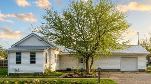 297 Depot St, Conneaut, OH, 44030-2469 | Card Image