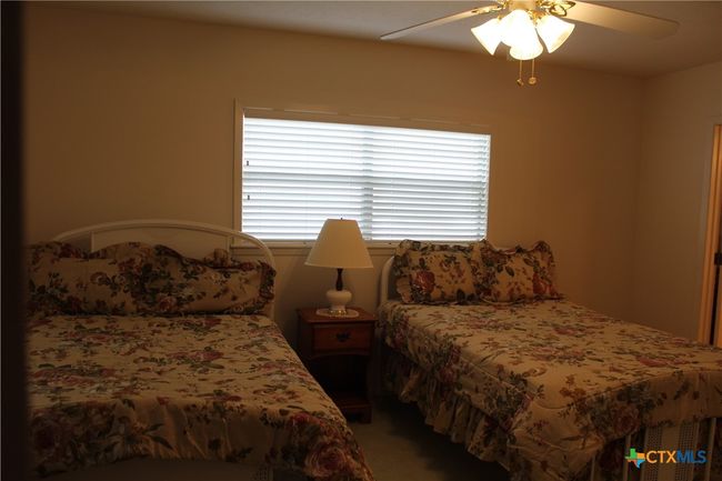 963 County Road 176, House other with 2 bedrooms, 3 bathrooms and null parking in Hallettsville TX | Image 13