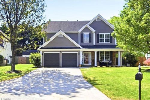 2460 Alderbrook Dr, High Point, NC, 27265-9292 | Card Image