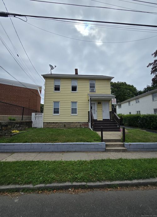 528 Soundview Ave, Stratford, CT, 06615-5667 | Card Image