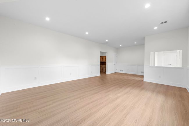 124 E River Rd, Home with 0 bedrooms, 0 bathrooms and 6 parking in Rumson NJ | Image 35