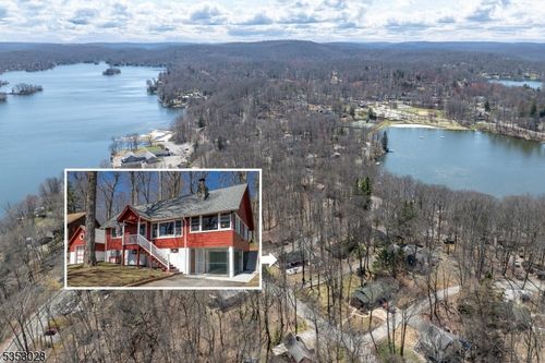 19 Amicalola Dr, Highland Lakes, NJ, 07422 | Card Image