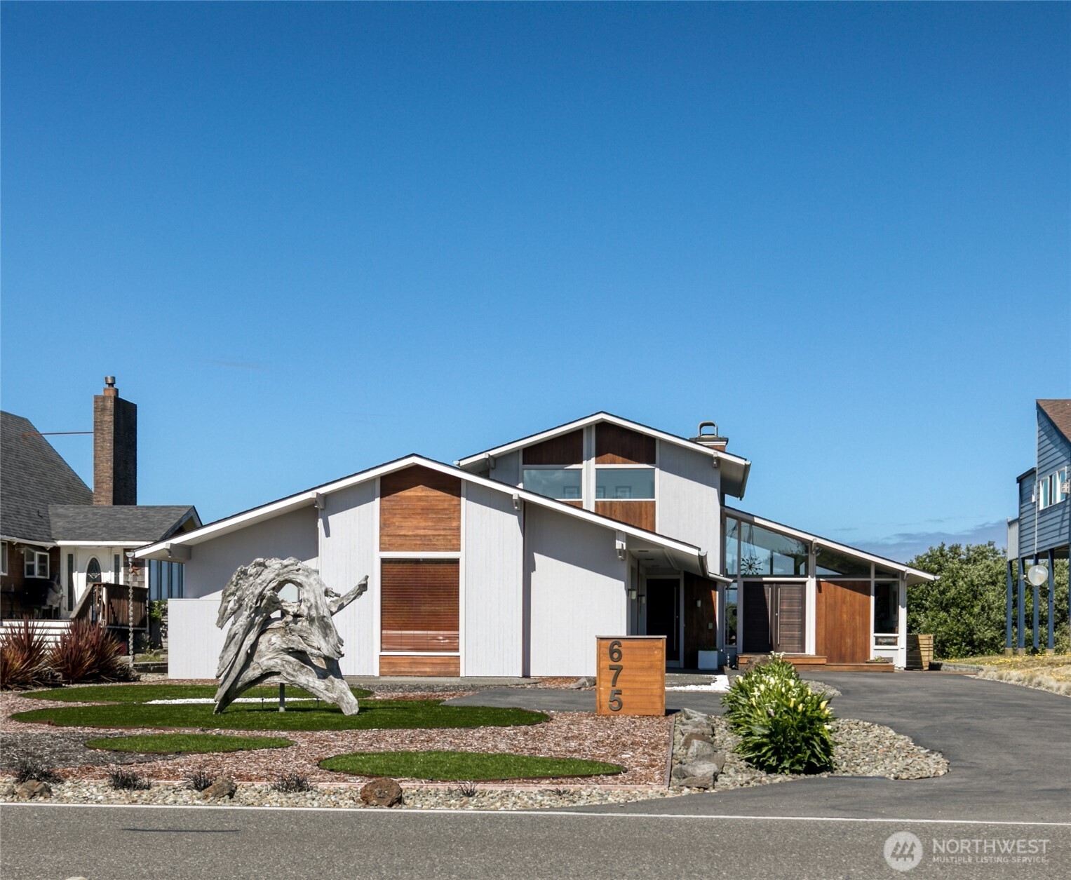 Residential in Ocean Shores