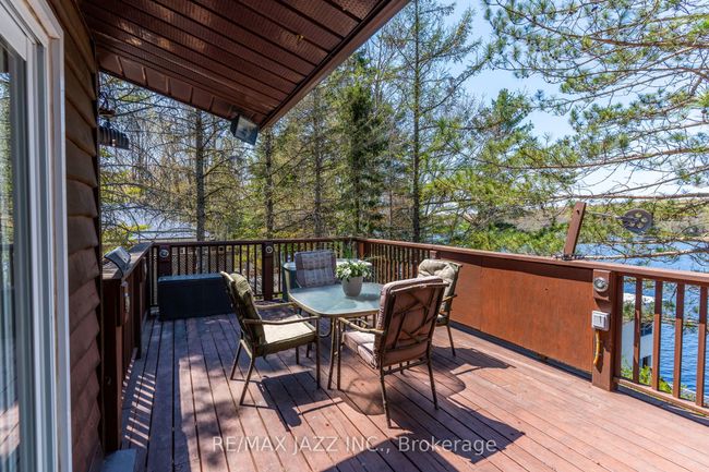 1092 Briscoe Dr, House other with 3 bedrooms, 2 bathrooms and 6 parking in Algonquin Highlands ON | Image 32