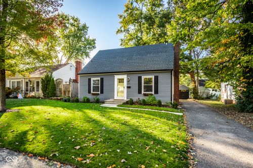 2531 E 58th St, Indianapolis, IN, 46220-5803 | Card Image