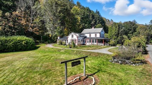 500 E River Rd, Chester, MA, 01011 | Card Image