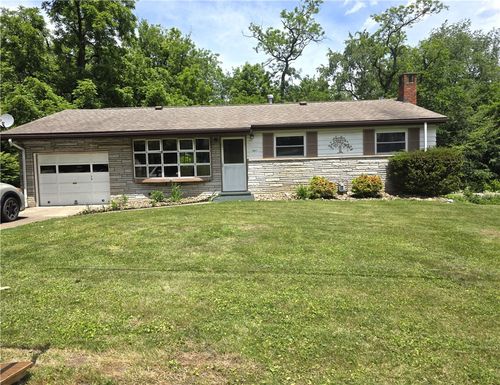 1411 Herbert St, N Versailles, PA, 15137-2409 | Card Image