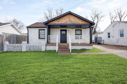 2004 Salem Mason Dr, Nashville, TN, 37208-1231 | Card Image