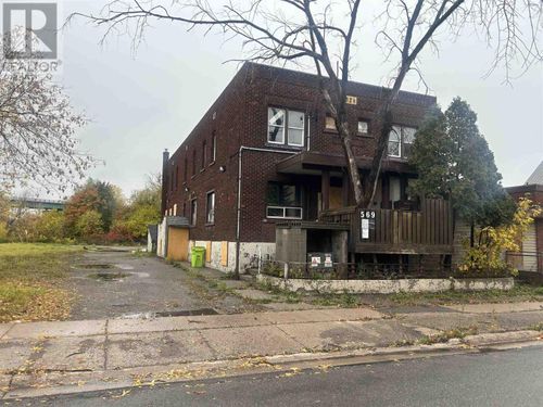 569 Queen St W, Sault Ste. Marie, ON, P6A1A8 | Card Image