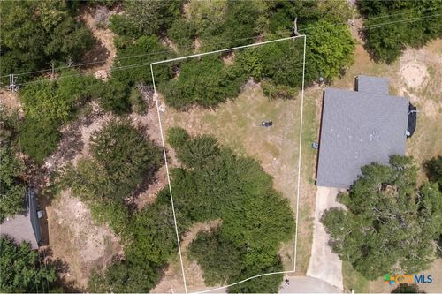 49 Buttercup Loop, Belton, TX, 76513-9232 | Card Image