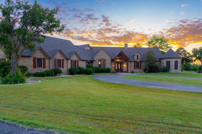 7583 Mountain View Rd, Home with 4 bedrooms, 4 bathrooms and null parking in Aubrey TX | Image 36