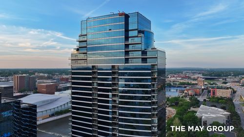 2705-335 Bridge St Nw, Grand Rapids, MI, 49504-8717 | Card Image