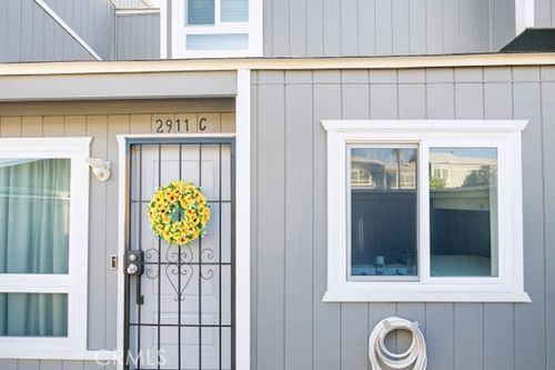 unit-c-2911 S Fairview St, Santa Ana, CA, 92704-6539 | Card Image
