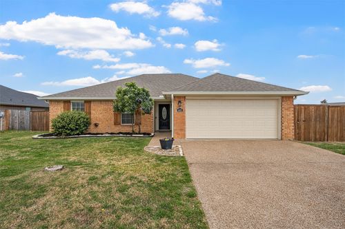 4401 Lacey Cir, Waco, TX, 76708-5851 | Card Image