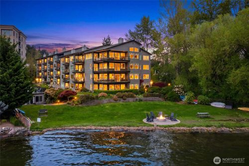 202-9201 Juanita Dr, Kirkland, WA, 98034-6127 | Card Image