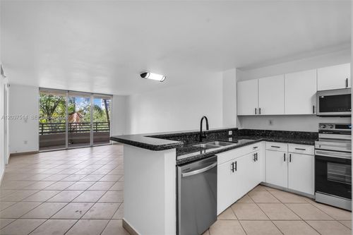 409-1401 Bay Rd, Miami Beach, FL, 33139-3715 | Card Image