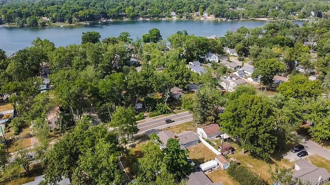 7175 Richardson Rd, House other with 3 bedrooms, 2 bathrooms and null parking in West Bloomfield MI | Image 29