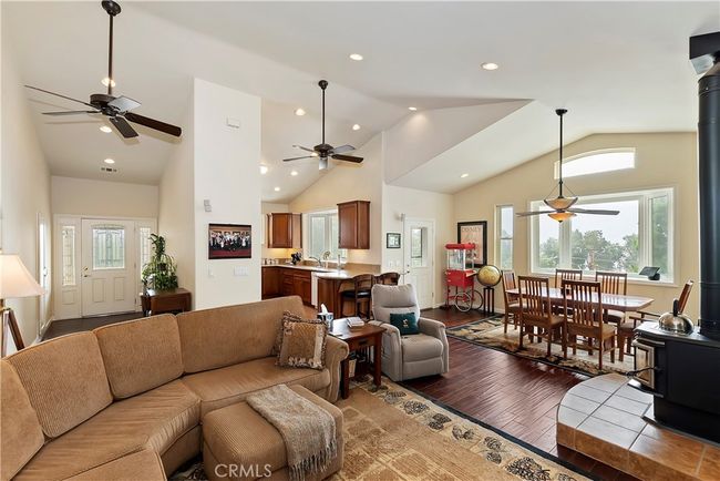 26288 Highway 18, Home with 0 bedrooms, 0 bathrooms and null parking in Rimforest CA | Image 8
