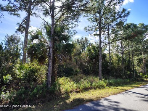 826 Wheatley St Se, PALM BAY, FL, 32909-7400 | Card Image