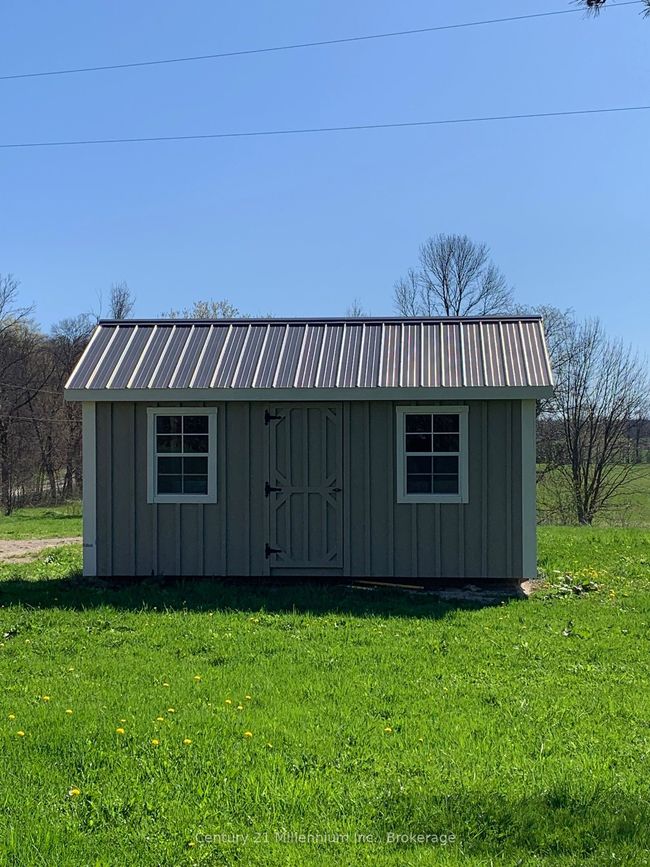 264094 Sideroad 24, Home with 2 bedrooms, 2 bathrooms and 5 parking in Municipality Of Meaford ON | Image 10