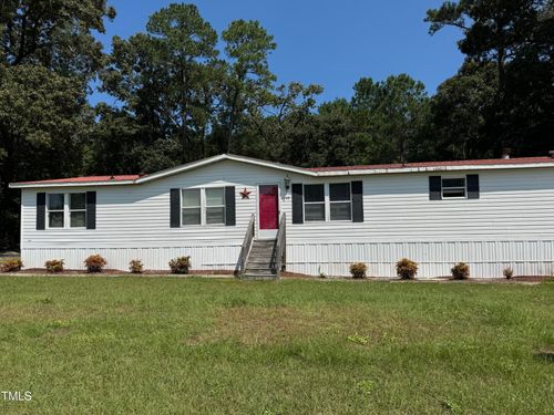 159 Kent Ln, Pikeville, NC, 27863-9493 | Card Image