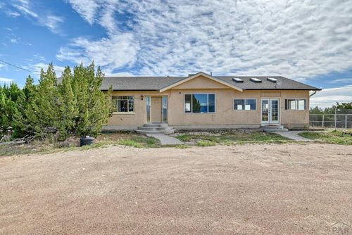 1290 B St, Penrose, CO, 81240-9334 | Card Image