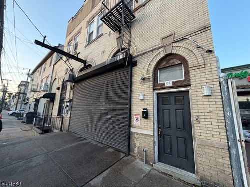 2-64 Mott St, Newark, NJ, 07105-3623 | Card Image