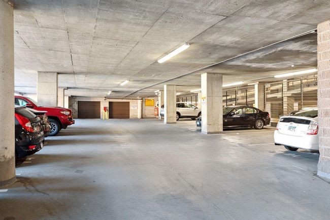 Free guest parking at the Pointe | Image 23