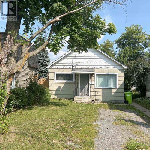 108 Gladstone Ave, Sault Ste. Marie, ON, P6B2R2 | Card Image