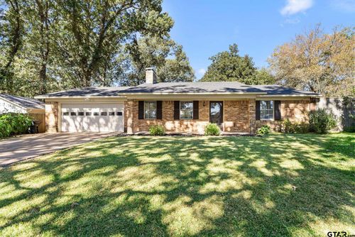 708 Oxford Cir, Tyler, TX, 75703-5129 | Card Image